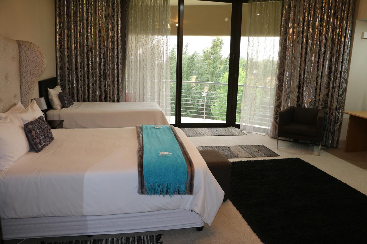Dante Deo Guesthouse Bloemfontein Bagian luar foto