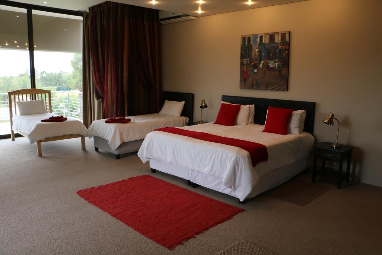Dante Deo Guesthouse Bloemfontein Bagian luar foto
