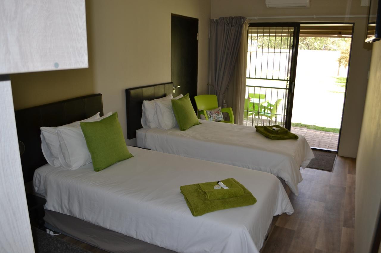 Dante Deo Guesthouse Bloemfontein Bagian luar foto